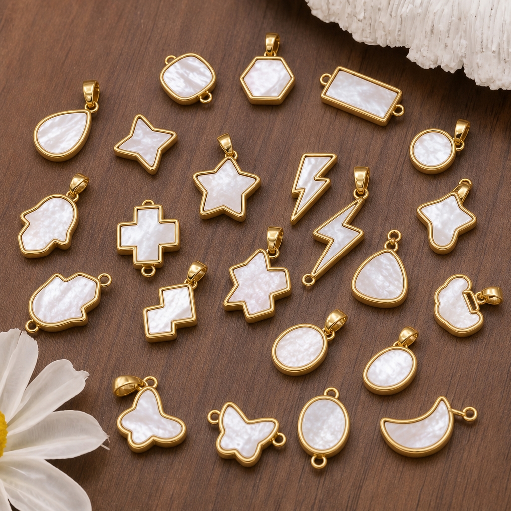 Vintage Collectible Item - 2pcs 14K Gold Color Brass with