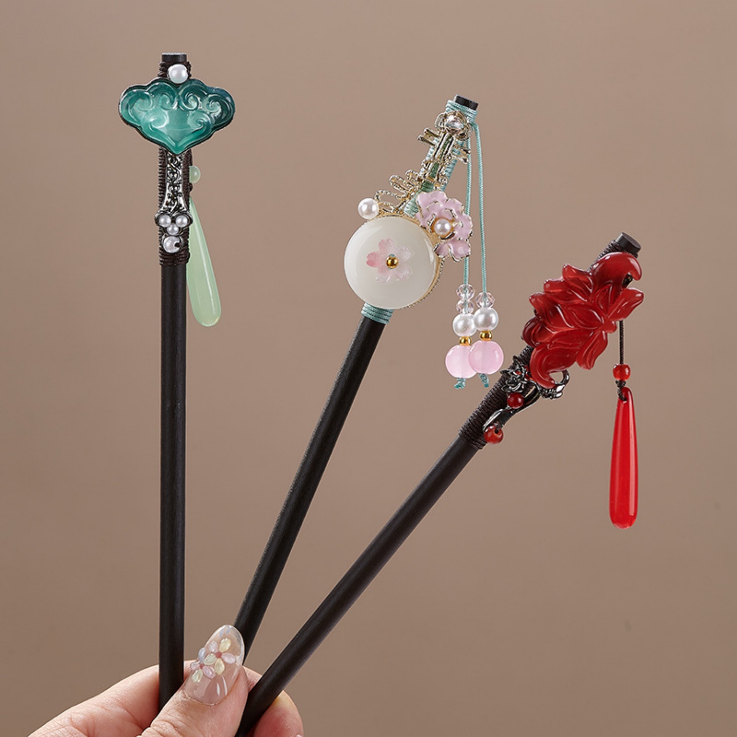 Vintage Flower Hairpin For Wom - Vintage Collector 评论和价格