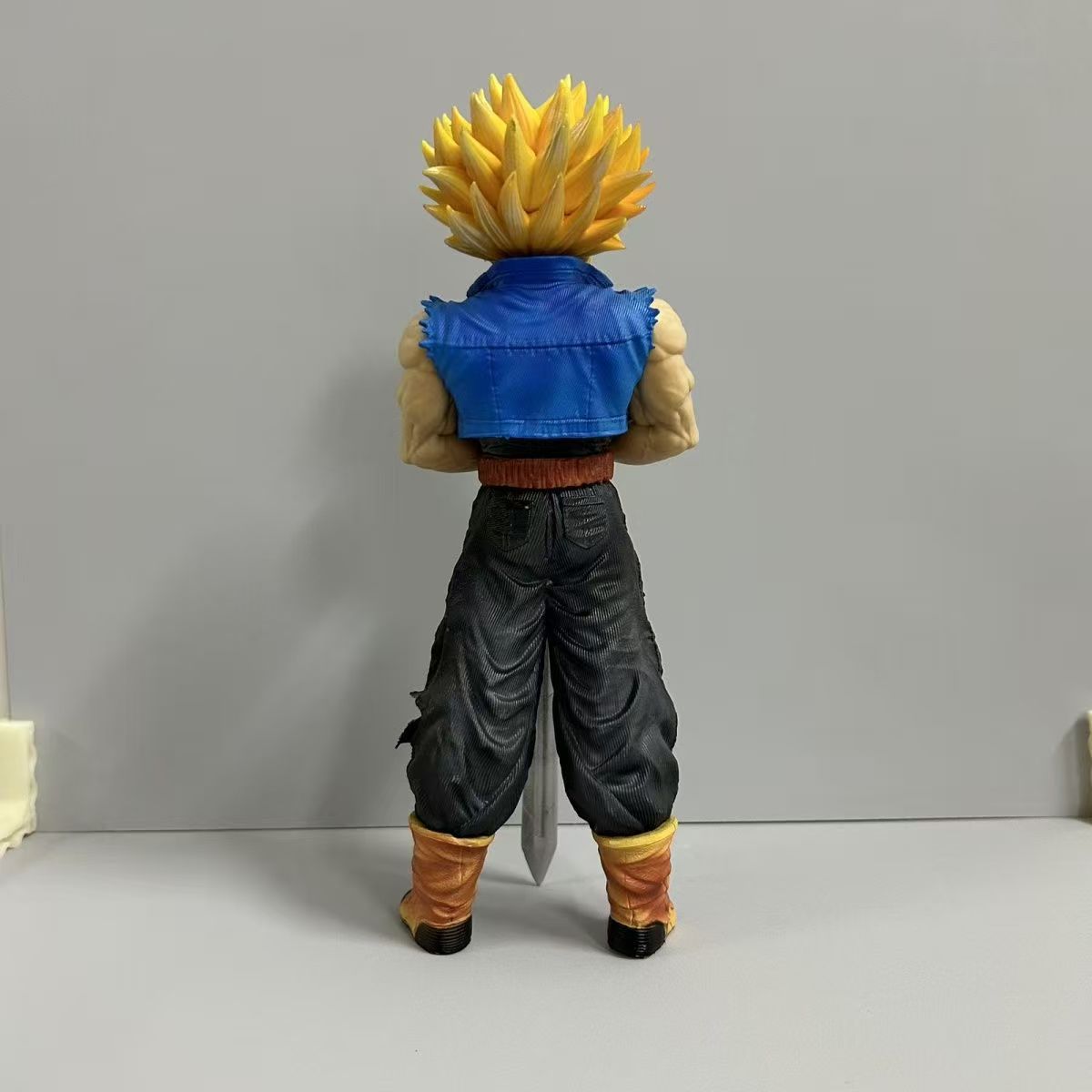 Dragon Ball Z Premium Trunks 2 - Vintage Collectible Figurines 评论和价格